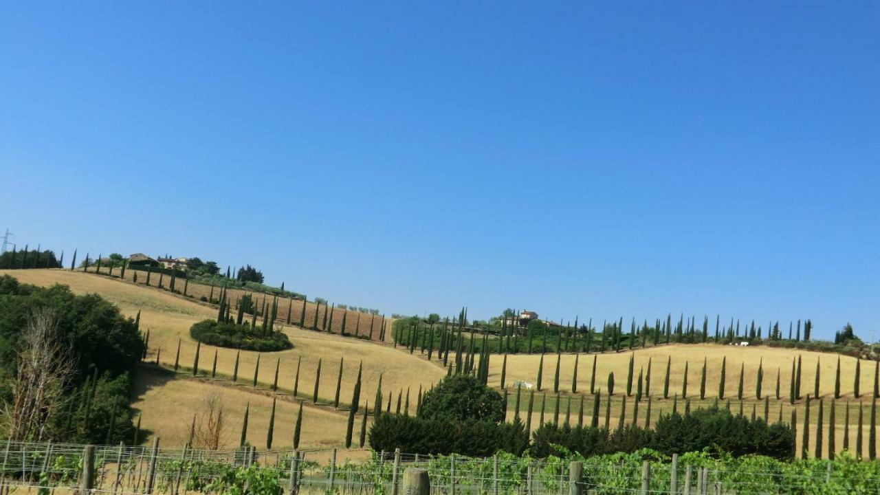 Appartamenti Ava E Tegrino Nell'Antica Dimora Di Fulignano ซานจีมิญญาโน ภายนอก รูปภาพ